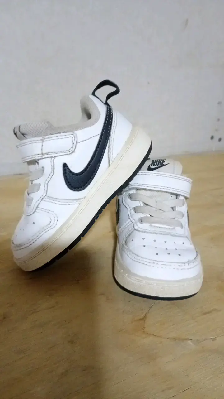 Zapatillas deportivas blancas para niños Nike - 1