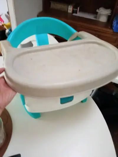 Silla de comer para bebé blanca y verde - miniatura 4