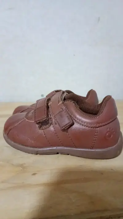 Zapatos de cuero marrón para niños osito ergonómic - miniatura 2