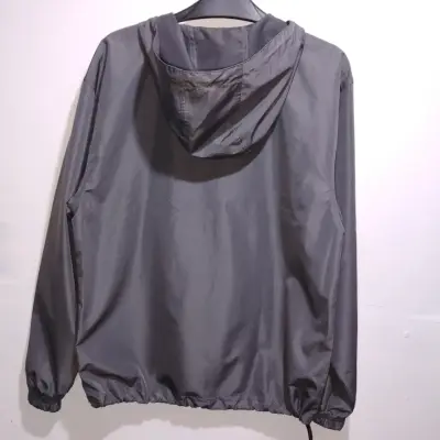 Cortaviento Ligero Champion gris con capucha gris - miniatura 4