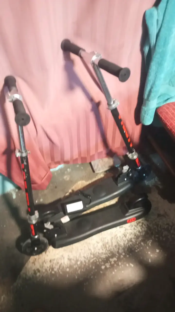 Scooter plegable para niño de 6 a10 en buen estado - 3