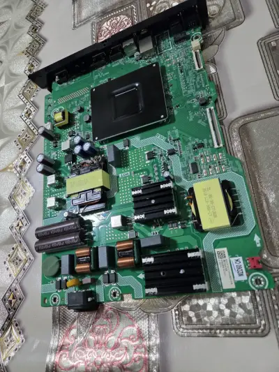 Placa Main / Fuente Hisense 65a6nv - miniatura 3