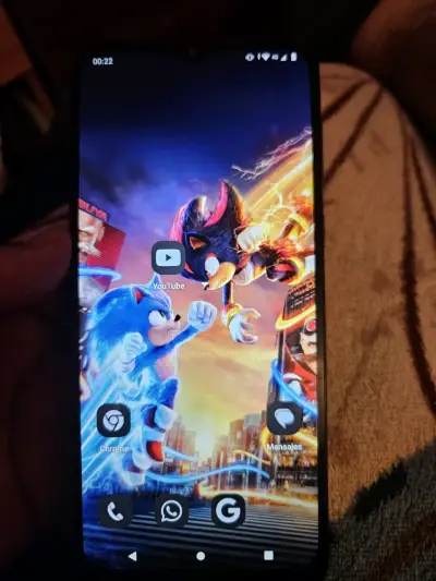 Smartphone Motorola e13  en buen estado - miniatura 1