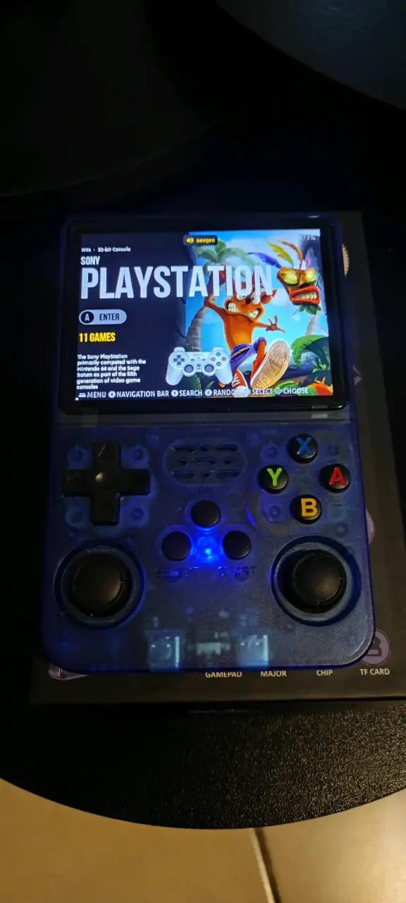 Consola de Juegos Portátil R36S Pantalla HD - 2