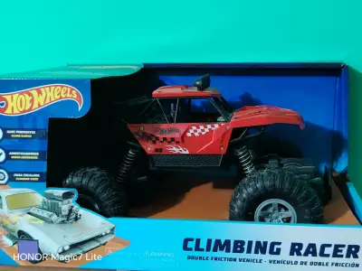 Camión Monster Hot Wheels Climbing Racer 25 cm - miniatura 1