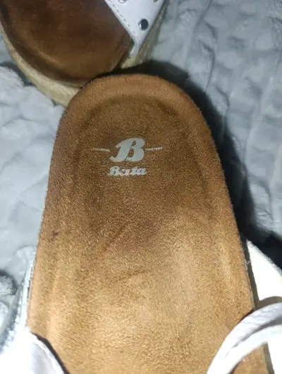 Sandalias de plataforma con tachas Bata - miniatura 4
