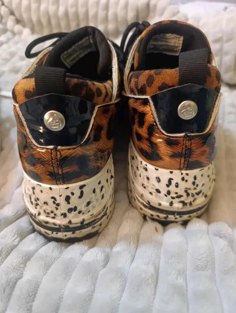 Zapatillas deportivas con estampado animal print - 4