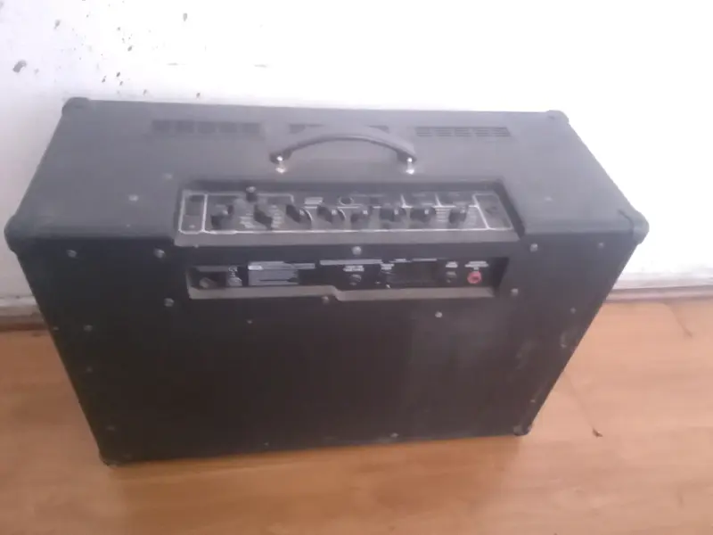 Amplificador de guitarra Vox Valvetronix - 2