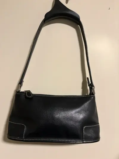 Cartera de hombro Liz Claiborne - miniatura 1