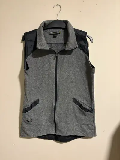 Chaleco sin mangas Under Armour gris para hombre - miniatura 1