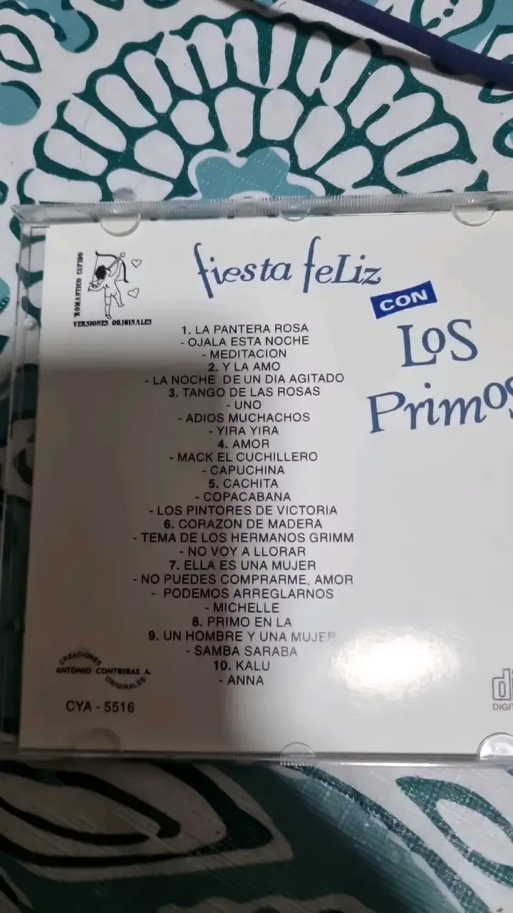 CD Los Primos Fiesta Feliz con canciones clásicas - 3