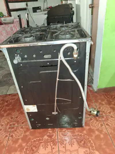 Cocina a gas Mabe con horno y 4 quemadores - miniatura 3