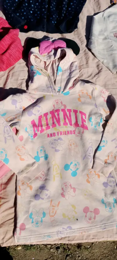 Polerón Minnie Mouse Disney para niña - miniatura 2