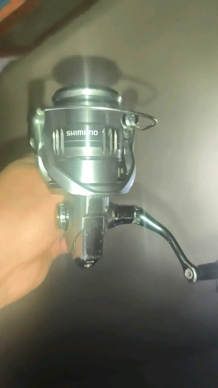 Carrete de pesca Shimano Nasci C3000HG - 2