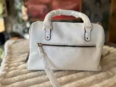 Bolso de mano bandolera con tachuelas Polo Assn de - miniatura 3