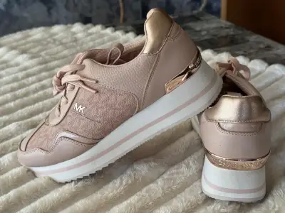 Zapatillas deportivas rosadas Michael Kors para mujer - miniatura 4