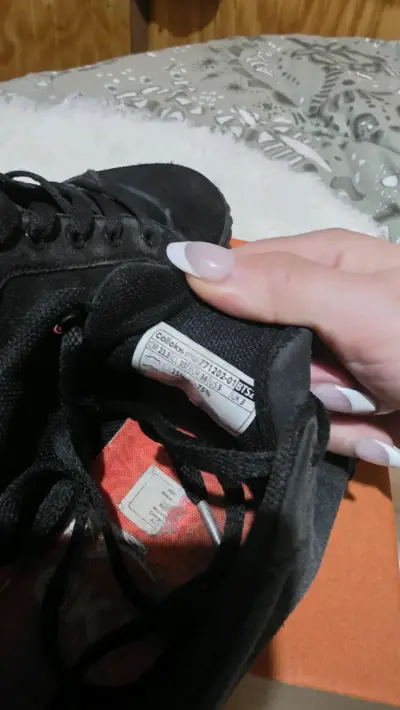 Zapatillas negras CKY para mujer en buen estado - miniatura 3