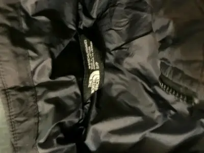 Chaqueta negra The North Face para Mujer - miniatura 2
