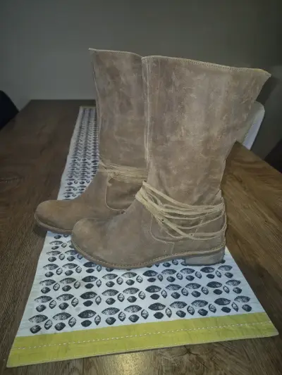 Botas de cuero marrón para mujer - miniatura 1