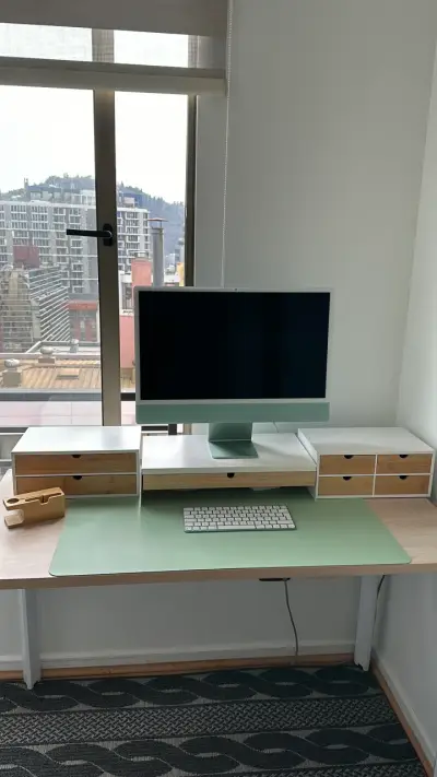 Escritorio de oficina moderno color madera clara - miniatura 4