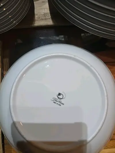Juego de vajilla de porcelana blanca Fine China - miniatura 4