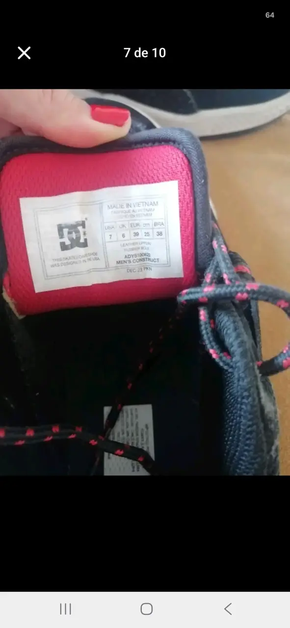Zapatillas DC negras con detalles rojos - 3