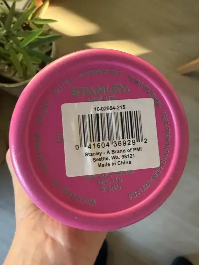 Vaso térmico Stanley rosa con tapa y bombilla - miniatura 2