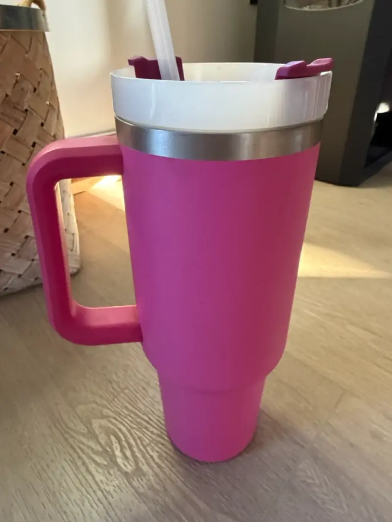 Vaso térmico Stanley rosa con tapa y bombilla - 3