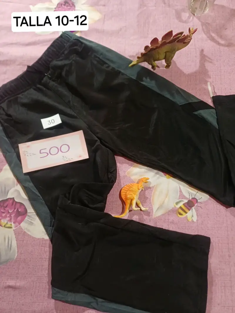 Pantalón negro para niños talla 10-12