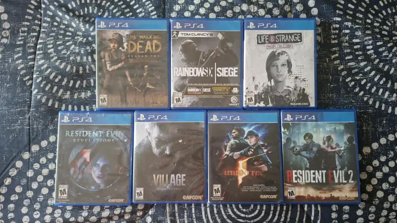 Colección de juegos PS4 variados en buen estado