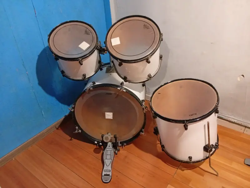 Batería acústica completa con platillos y pedales - 3