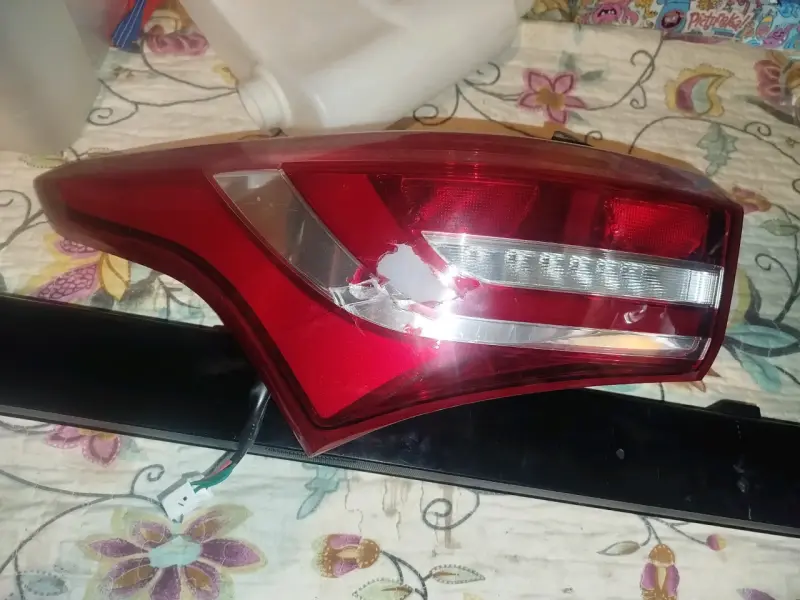 Foco trasero jetour x70 izquierdo para auto - 2