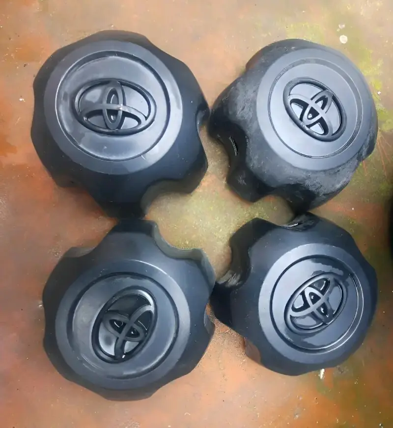 Tapas llanta Toyota Hilux
