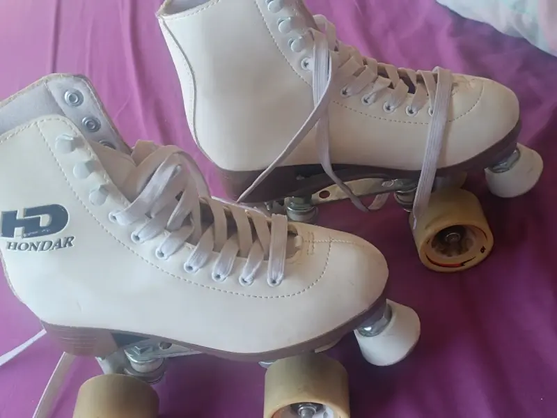Patines de cuatro ruedas blancos Hondar talla 36 - 1