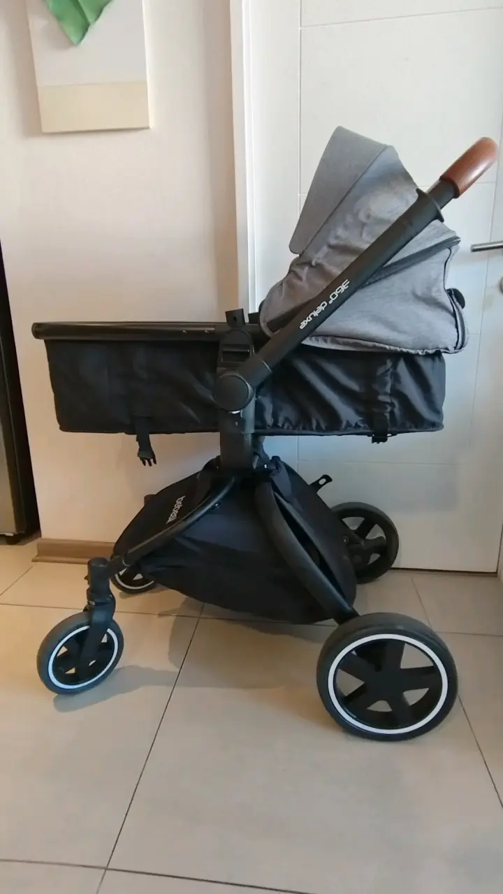 Coche Travel System Bebesit 360 + huevito + base - 2