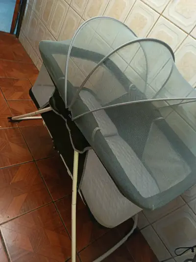 Cuna de viaje plegable con mosquitero Cosco - miniatura 1
