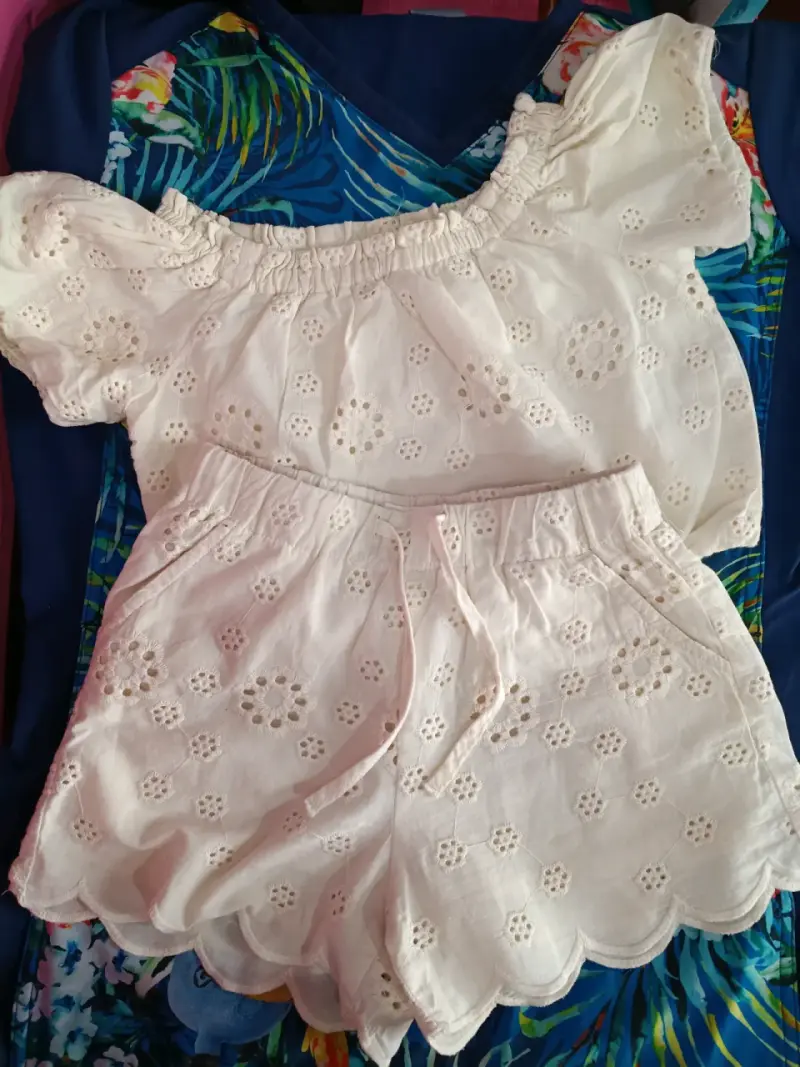 Se vende ropa de niña talla 8 y 10 en buen estado - 6