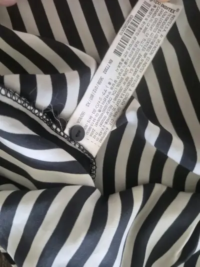 Blusa a rayas blancas y negras Zara Trafaluc - miniatura 3