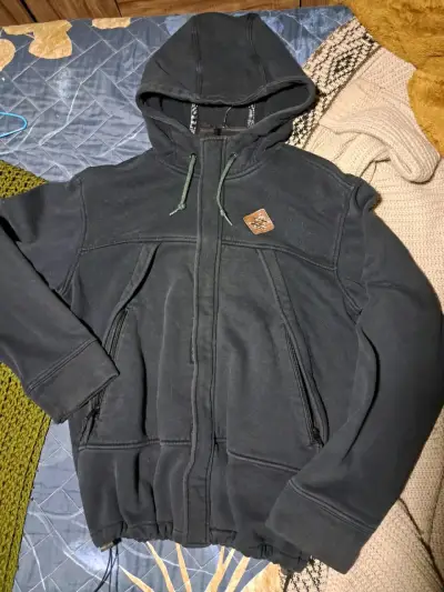 Polerón Nike 6.0 con capucha negro - miniatura 1
