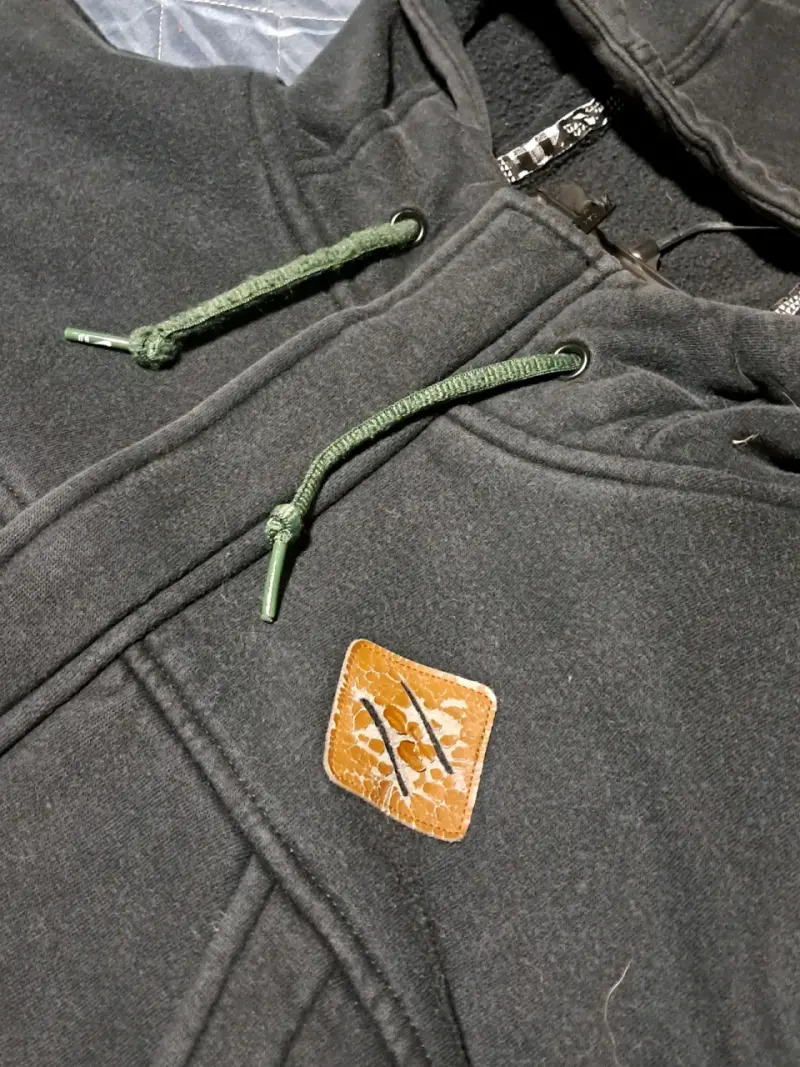 Polerón Nike 6.0 con capucha negro - 2