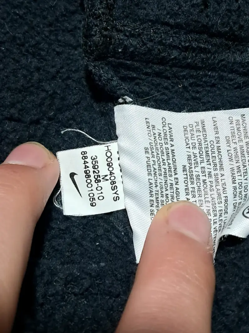 Polerón Nike 6.0 con capucha negro - 4