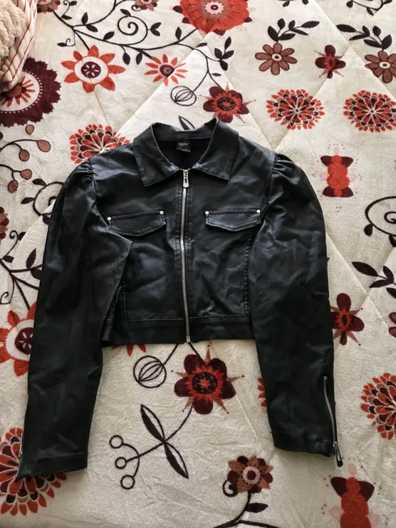 Chaqueta de cuero negra para mujer Massimo - 4