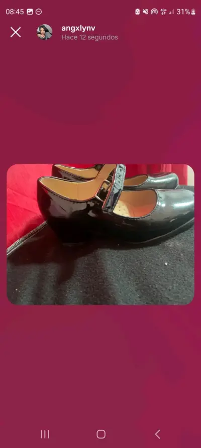 Zapatos de charol negros con hebilla - miniatura 1