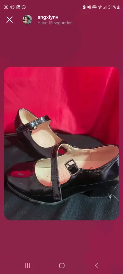 Zapatos de charol negros con hebilla - miniatura 3