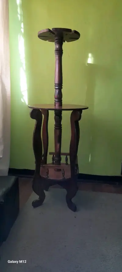 Mini bar  de madera estilo clásico - miniatura 1