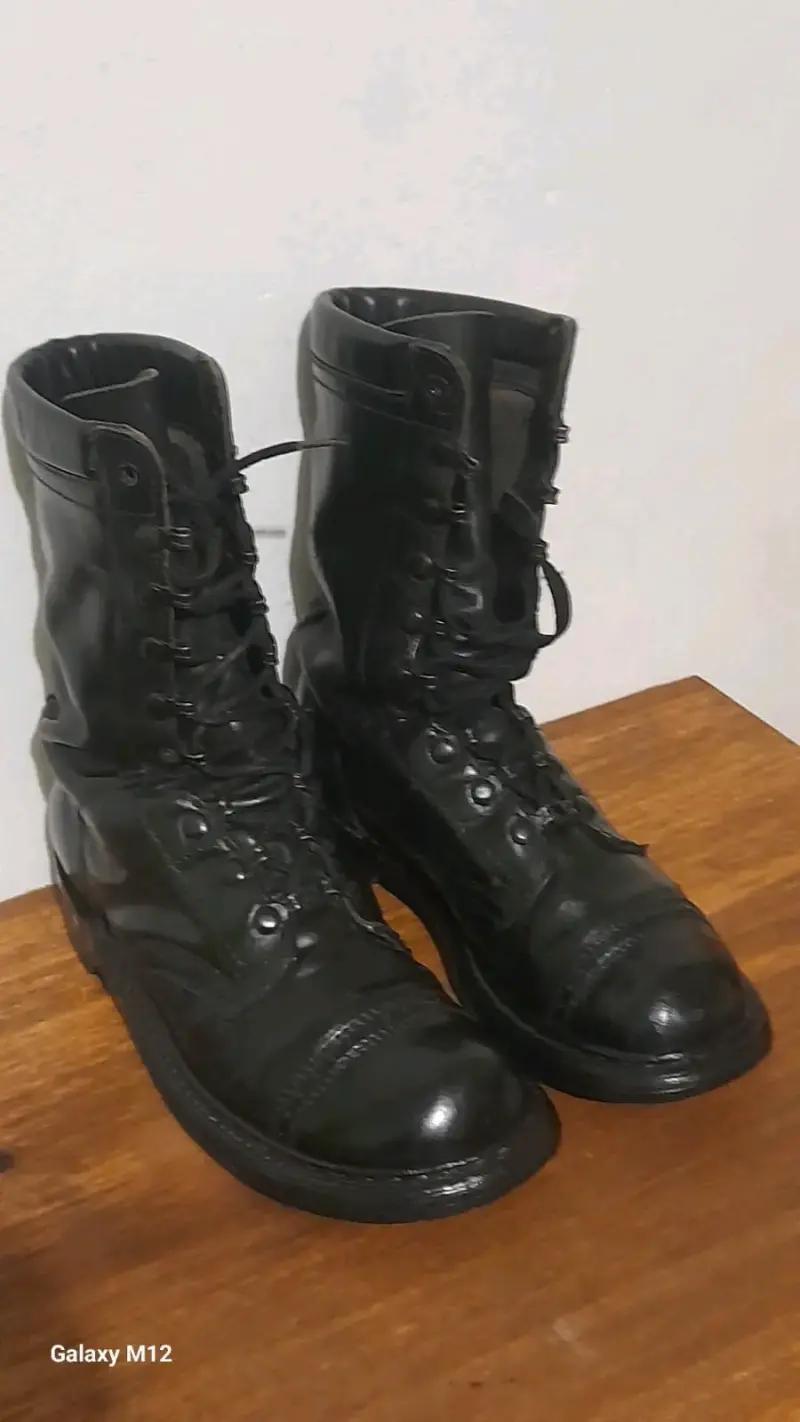 Botas militares negras de cuero - 3