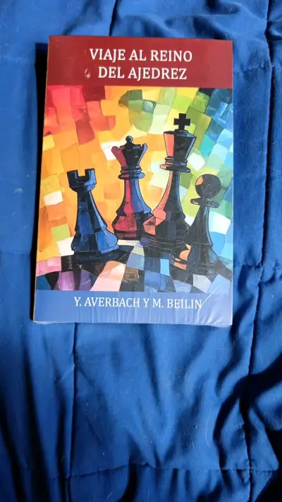 Libro 'Viaje al Reino del Ajedrez' de Y. Averbach y M. Beilin - miniatura 1