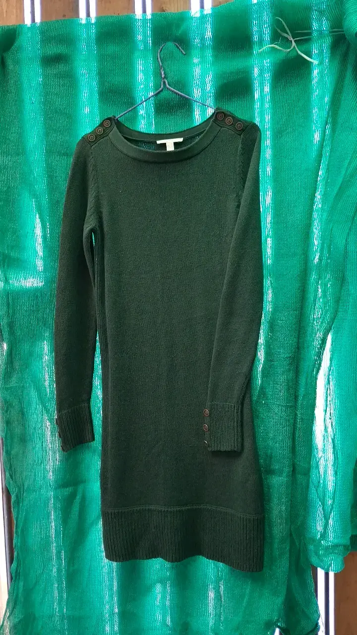 Vestido de punto verde con botones Esprit - 1