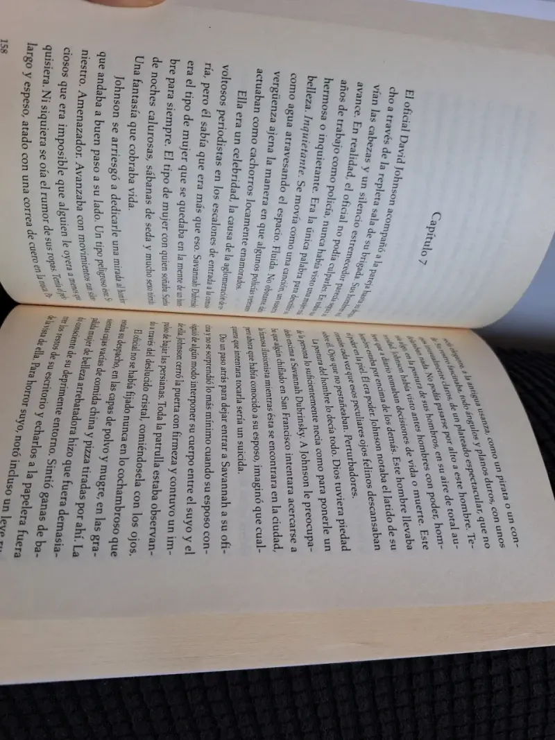 Libro 'La Magia Oscura' de Christine Feehan - 3