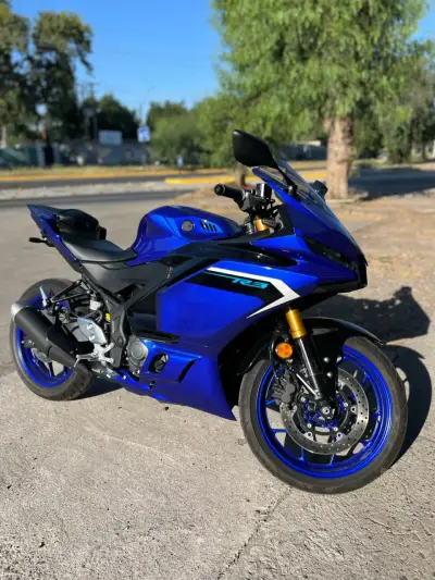 YAMAHA R3A 2026 AZUL - miniatura 1